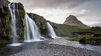 Kirkjufell Mountain, Iceland HD wallpaper