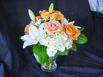 Betty's bouquet, pink, white, bouquet, green leaves, vase, flowers, orange HD wallpaper