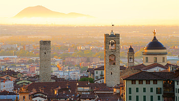 Ferienwohnung Bergamo, Italy, Cozy accommodations, Fewo direkt HD wallpaper