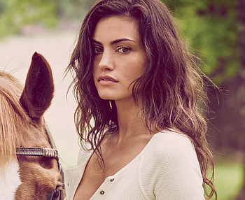 Phoebe Tonkin Australian Actress, phoebe-tonkin, celebrities, girls, hoot HD wallpaper