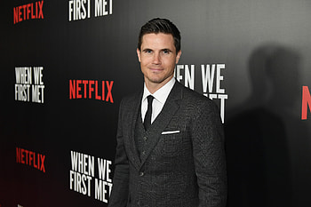 Robbie Amell, Movies actor, Upload star HD wallpaper