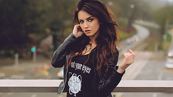 Aurela Skandaj, Most Beautiful Women HD wallpaper