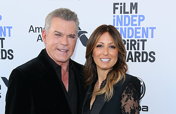Ray Liotta, Fiance Pays Tribute, Emotional Post, Him HD wallpaper