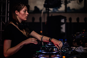Factory 93, Charlotte de Witte HD wallpaper