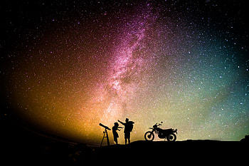 Couple Motorcylist Telescope Aurora Sky, couple, bike, silhouette, aurora, sky, graphy, love HD wallpaper