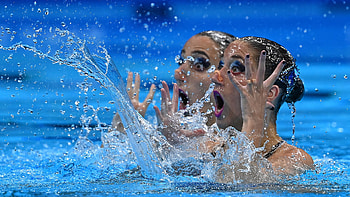 Anna-Maria and Eirini Alexandri, Synchronized Swimming HD wallpaper