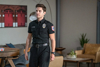 9-1-1: Lone Star, Thrilling episode, Paranoia and monsters, Suspenseful storyline HD wallpaper