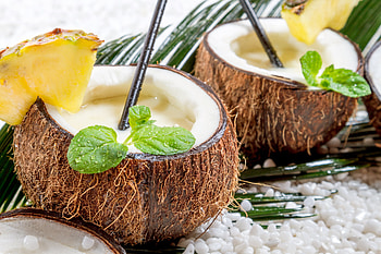 Coconut rum drinks, Easy recipes, Tropical flavors, Irresistible concoctions HD wallpaper