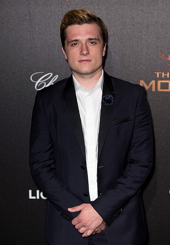 Josh Hutcherson, Finishing filming, Mockingjay, Heartbroken HD phone wallpaper