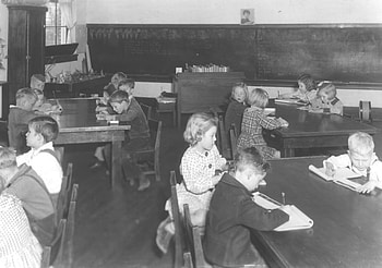 Intergration - not here, kids, school, classroom, segregation HD wallpaper