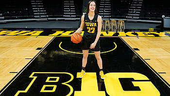 : Caitlin Clark on the Court, basketball, Sports, Caitlin Clark HD wallpaper