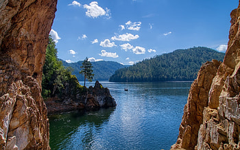 Yenisei River in Siberia, river, Siberia, cliffs, Russia HD wallpaper