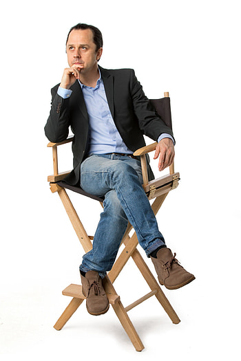 Giovanni Ribisi, Scammed, The New York Times HD phone wallpaper