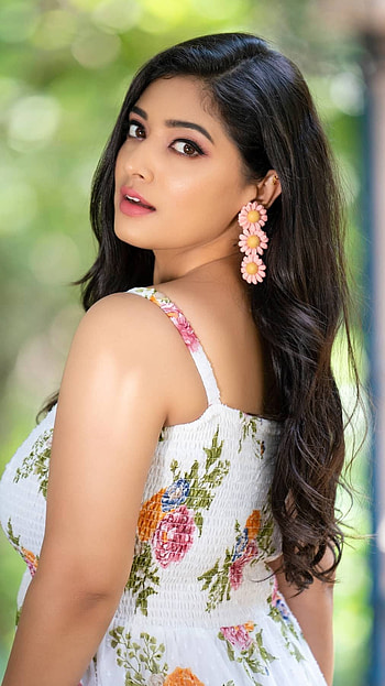 Priyanka athimmesh, kannada actress, model HD phone wallpaper