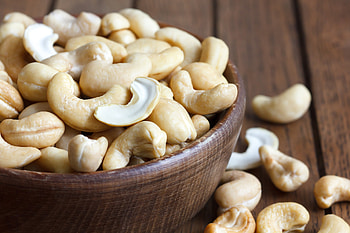 Cashew Nuts, Cramps, Soothing effect, Nutritional remedy HD wallpaper