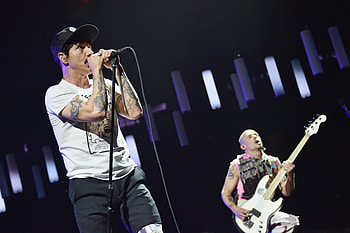 Red Hot Chili Peppers, Album release date, Track list, Tour details HD wallpaper