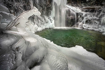 Winter Scene of Weiner Falls, waterfall, nature, canada, ice, snow HD wallpaper