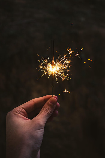 Hand, Sparks, Miscellanea, Miscellaneous, Glow, Sparkler HD phone wallpaper