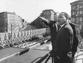 Martin Luther King Jr., Berlin Wall, Quotes, Time HD wallpaper