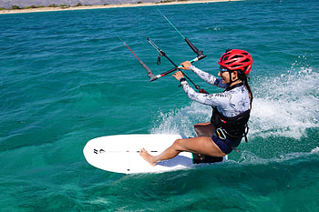 Kiteboarding, Thrilling action, Adventure on the waves, Heart-pounding kiteboarding HD wallpaper