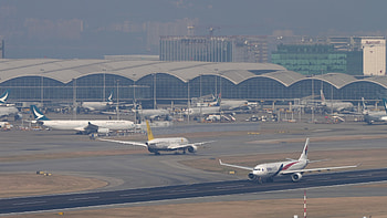 Malaysia Airlines, Airbus A330 departure, Hong Kong travel, Video footage HD wallpaper