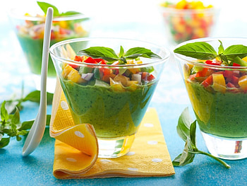 Fruit delite, beverege, glass, fruits, drinks, fresh, food, spoon HD wallpaper