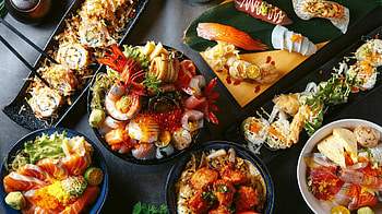 Asian cuisine seafood, Seafood delicacies, Pot fish, Seafood platter HD wallpaper