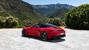 2025 Porsche 911 Targa 4 GTS, car, Porsche, Porsche 911 Targa 4 GTS HD wallpaper