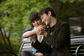 (500) Days of Summer, Romantic comedy-drama, Love story, Quirky characters HD wallpaper