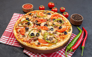 Pizza, tomatoes, chilly, food, puzza HD wallpaper