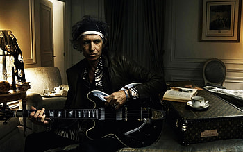 Keith Richards , Iconic musician, Aesthetic appeal, Sarah Thompson HD wallpaper