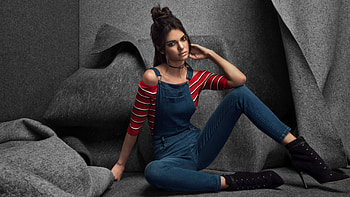 Kendall Jenner Is Wearing Red T-Shirt Blue Jeans Dress Posing For A Girls HD wallpaper
