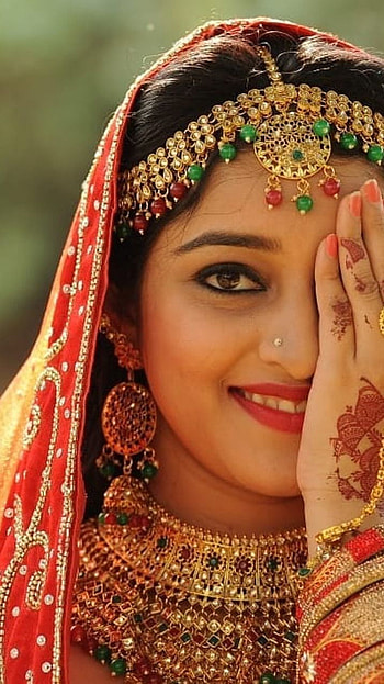 Mouryani, telugu actress, kannadathi, beautiful HD phone wallpaper