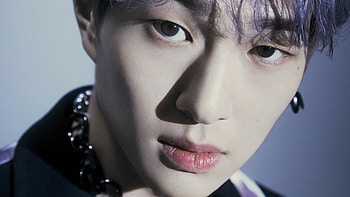 SHINee energy, Memorable songs, Stage presence, Unforgettable performances HD wallpaper