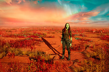 Zoe Saldana As Gamora In Guardians Of Galaxy Vol 2, gamora, guardians-of-the-galaxy-vol-2, movies, guardians-of-the-galaxy, 2017-movies HD wallpaper