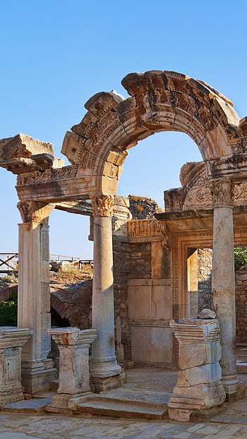 Ancient ruins, Ephesus Kuadas Turkey, Windows 10 spotlight, Travels HD phone wallpaper