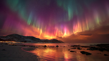 Northern Lights Over Ocean Beach : Nature’s Spectacular Display, Northern Lights, nature, beach, ocean HD wallpaper