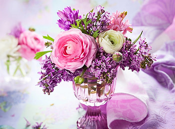 LILACS IN A VASE, VASE, LILACS, FLOWERS HD wallpaper