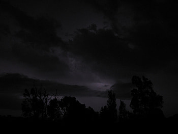 Dark Stormy Night Sky PC, Android, and iPad. . HD wallpaper