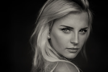Pretty blonde, eyes, girl, look, blonde HD wallpaper