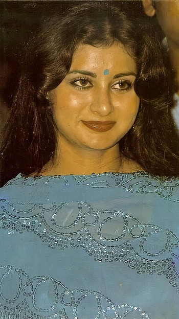 Poonam Dhillon, bollywood actress HD phone wallpaper