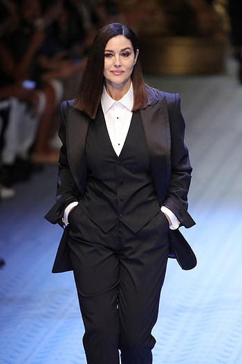 Dolce and Gabbana Menswear 2019, Monica Bellucci HD phone wallpaper