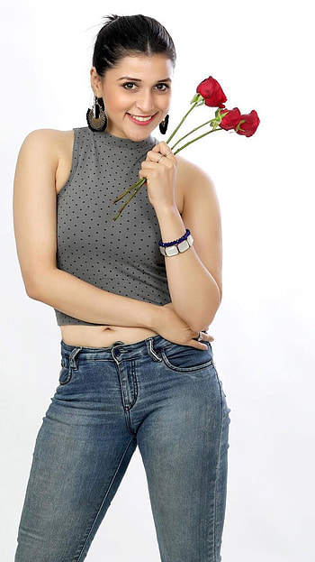 Mannara Chopra, Heroine HD phone wallpaper