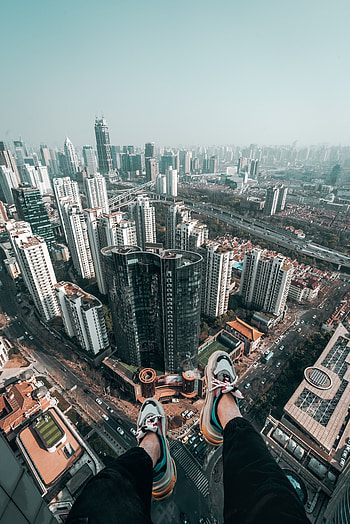 Cities, Legs, Overview, Review, Skyscrapers, Roof, dom HD phone wallpaper