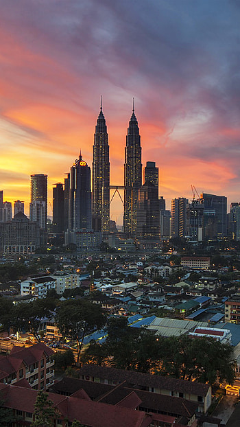 NE02 Petronas Twin Towers, Kuala Lumpur, Malaysia HD phone wallpaper