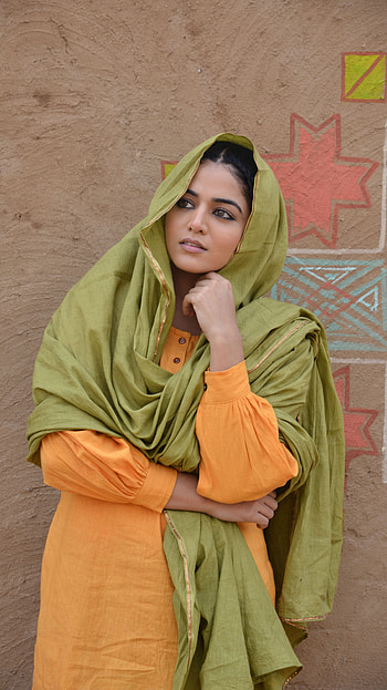 Wamiqa Gabbi, tamil actress, model HD phone wallpaper