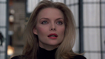 Michelle Pfeiffer, Beautiful celebrity, Red carpet, Fashion icon HD wallpaper