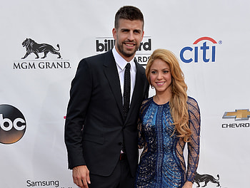 Shakira and Gerard Pique, Baby named Sasha, Music superstar, Big aspirations HD wallpaper