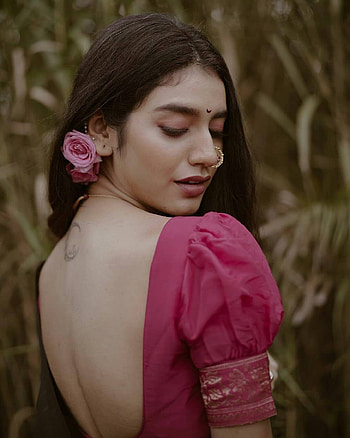 Priya Prakash warrior, eye, hair, mallu actress HD phone wallpaper