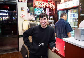 Noah Galvin, TV Shows, Grub Street Diet HD wallpaper